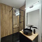 The Solstice Nest - Center Apartament